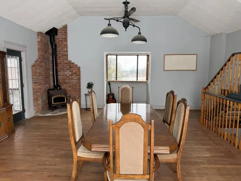 Charming Rustic Farmhouse Caledonia